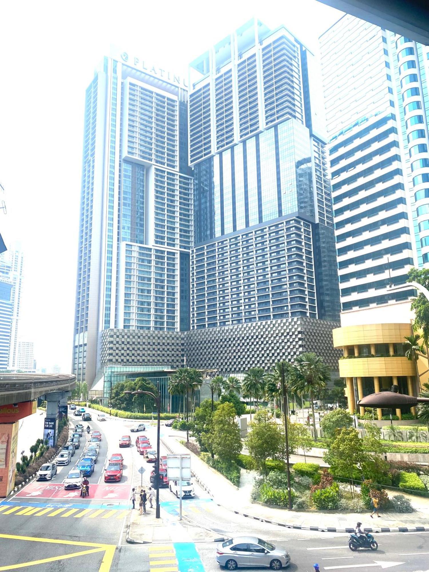 Unique Platinum Klcc *