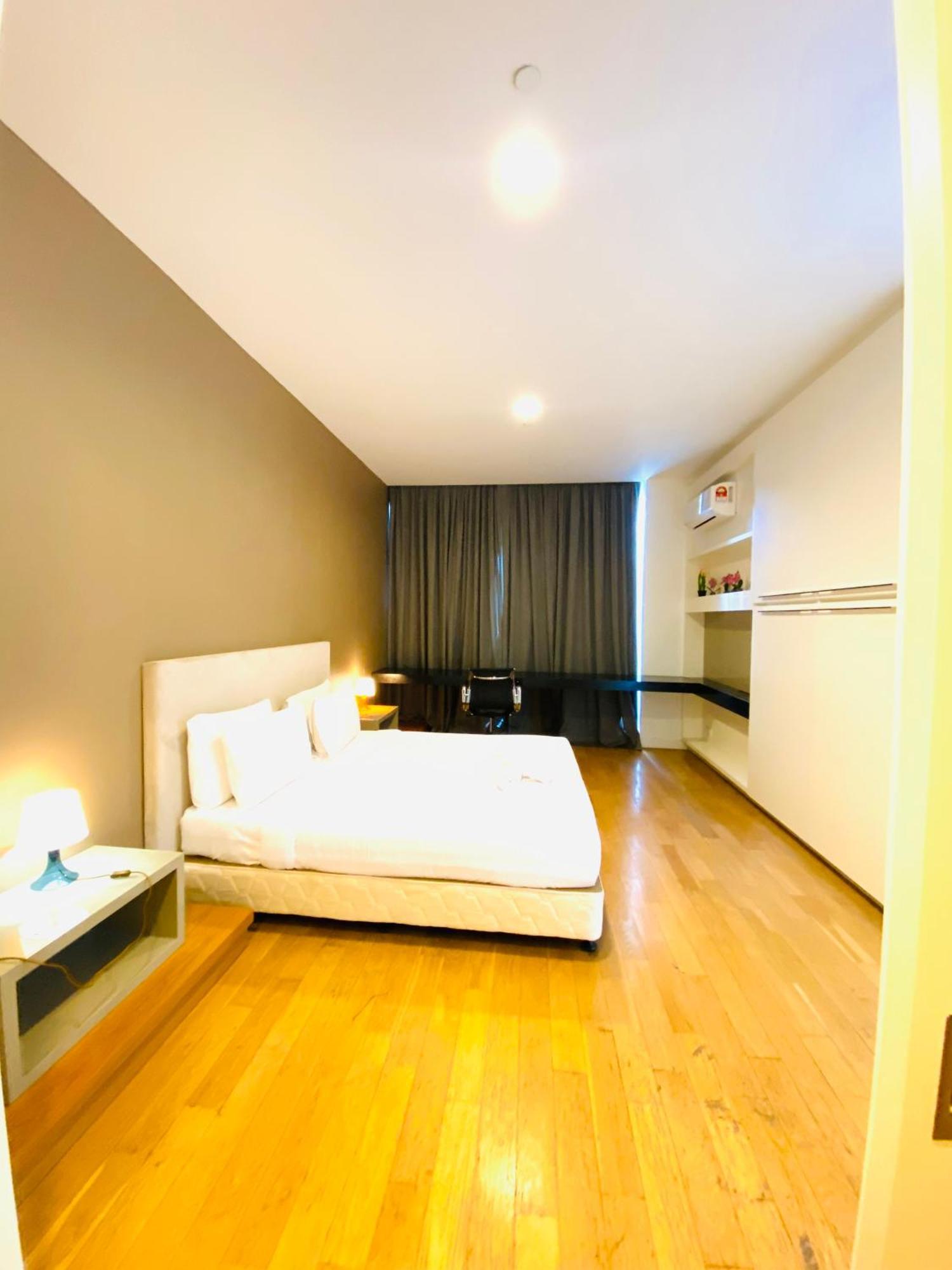 Unique Platinum Klcc Apartment